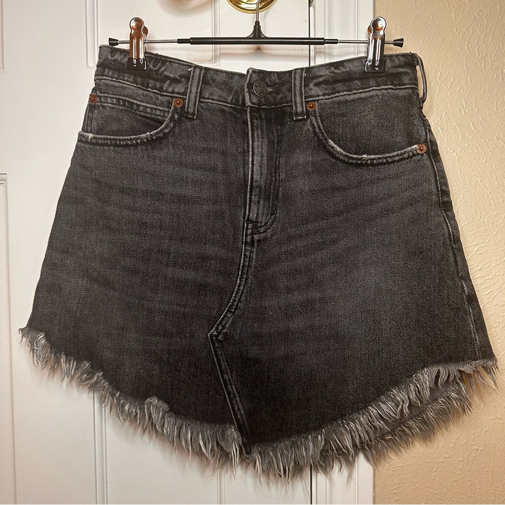 We The Free Maverick Raw Hem Mini Skirt Charcoal, Size 25